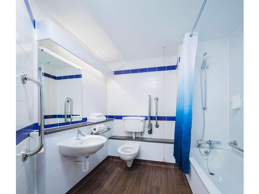 Travelodge Chester Warrington Road Phòng bức ảnh