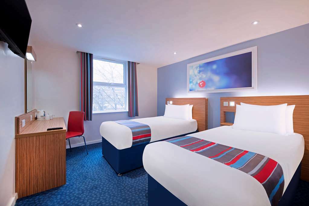 Travelodge Chester Warrington Road Phòng bức ảnh